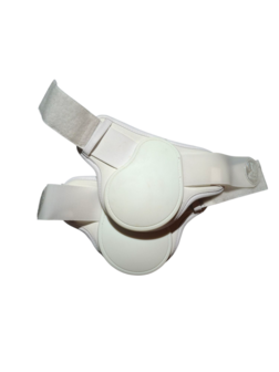 Harry's Horse beenbeschermer achter wit