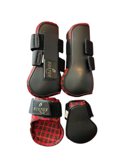 Norton set pony black red